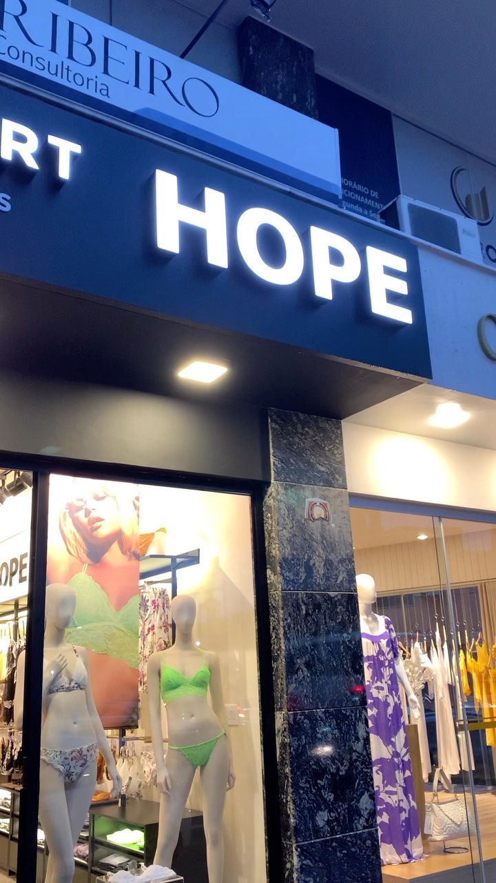 Fachada Hope em ACM com Letreiro de Acrílico Luminoso